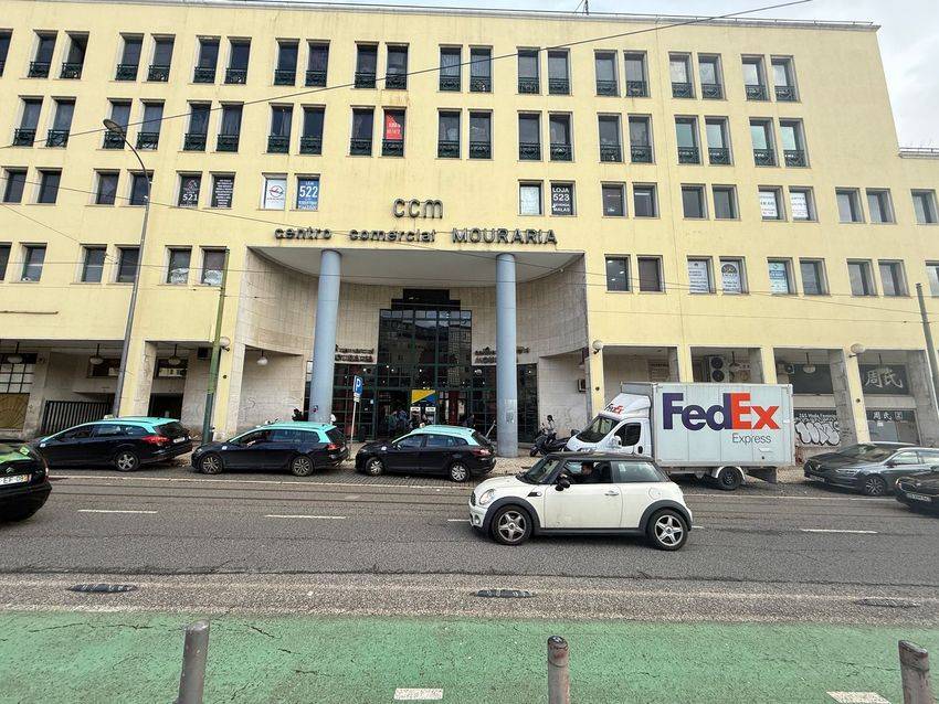Fotografia 1 de 15 — Espaço comercial à venda em Santa Maria Maior, Lisboa