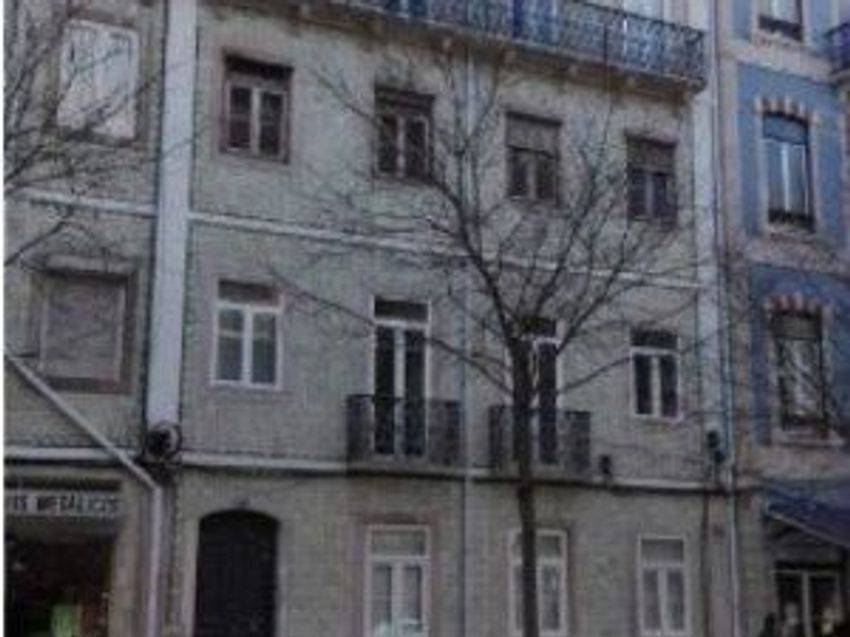 Fotografia 3 de 28 — Apartamento T10 à venda em Arroios, Lisboa