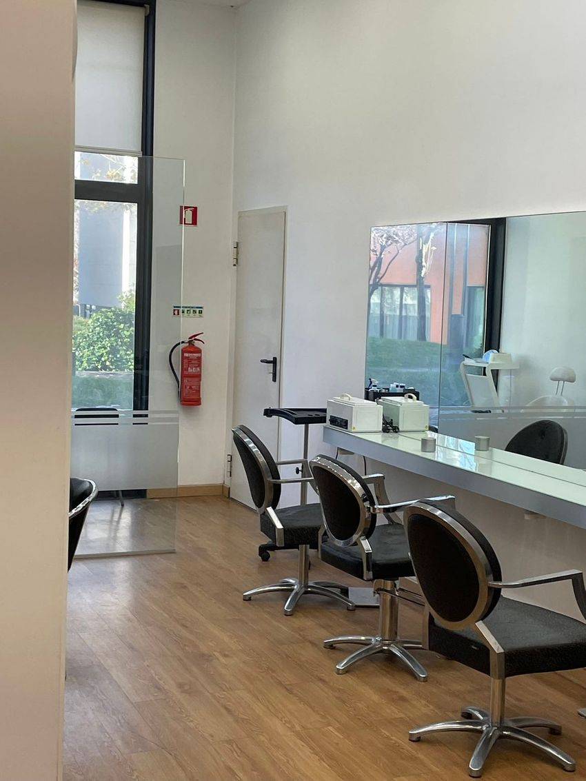 Fotografia 2 de 10 — Espaço comercial com rentabilidade à venda em São Domingos de Benfica, Lisboa