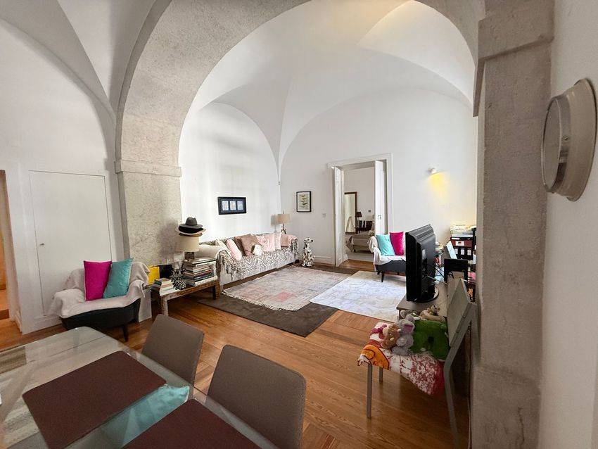 Fotografia 7 de 36 — Apartamento T1 à venda em Misericórdia, Lisboa