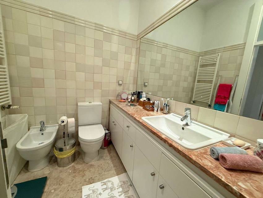 Fotografia 13 de 36 — Apartamento T1 à venda em Misericórdia, Lisboa