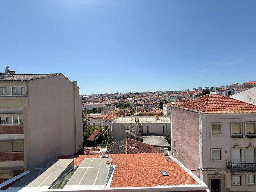 Fotografia 30 de 36 — Apartamento T1 à venda em Misericórdia, Lisboa
