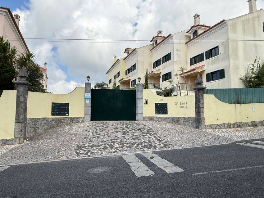 Fotografia 39 de 39 — Moradia em banda T3 para arrendar em Linhó, Sintra