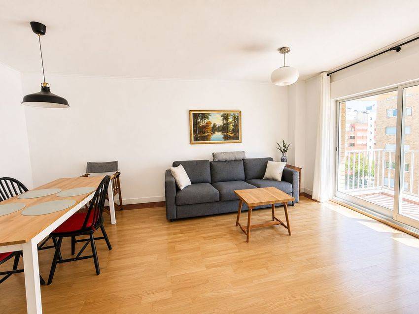 Fotografia 2 de 26 — Apartamento T2 à venda em Lumiar, Lisboa