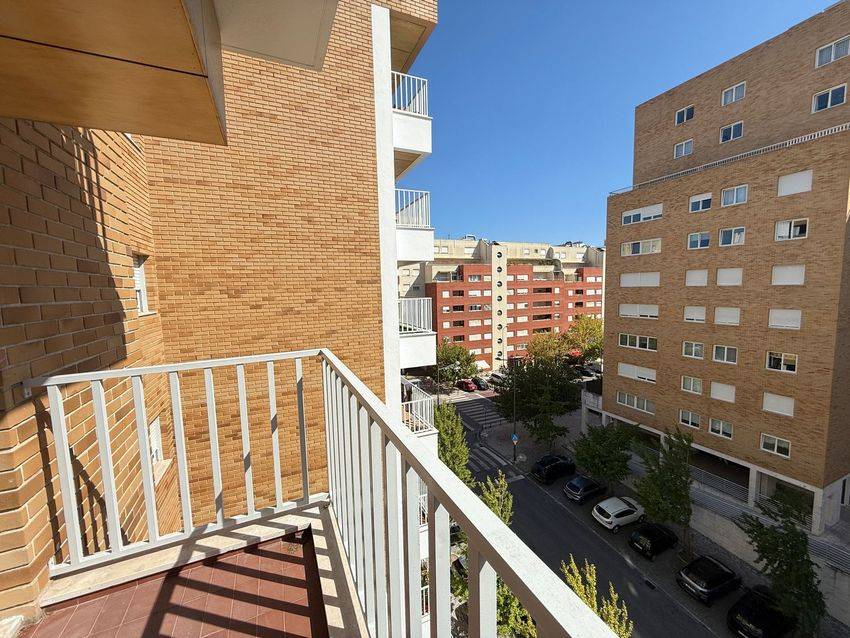 Fotografia 7 de 26 — Apartamento T2 à venda em Lumiar, Lisboa