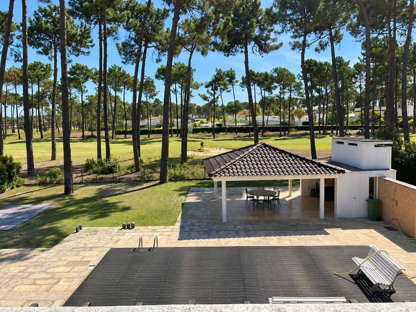 Fotografia 3 de 36 — Moradia T5 à venda em Aroeira, Charneca da Caparica
